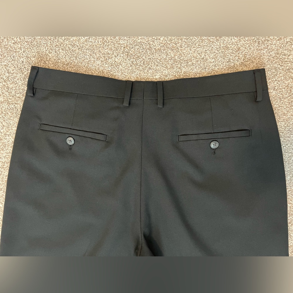 Haggar Black Tailored Fit‎ Suit - Picture 8 of 8